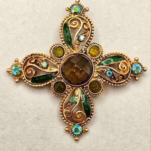 VINTAGE Colorful Rhinestone Gold-Tone Maltese Cross Brooch Pin